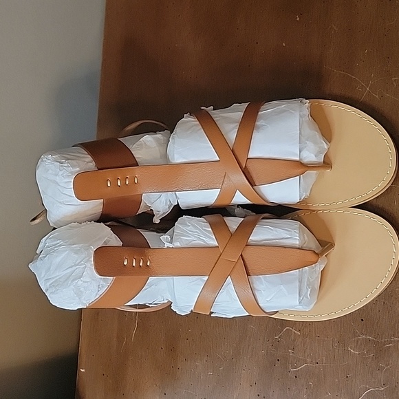 Oasis Society gladiator sandals- size 9.  Brand new - Picture 2 of 4